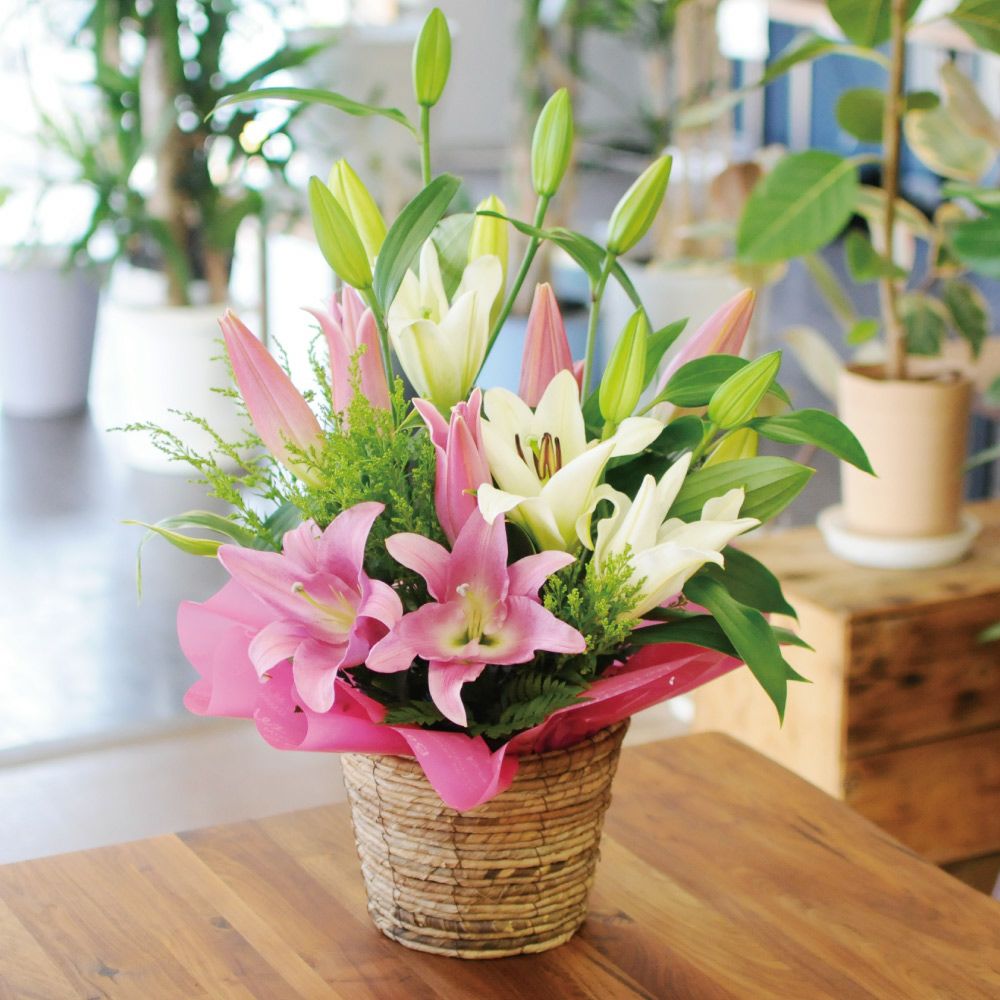 大輪百合のアレンジメント