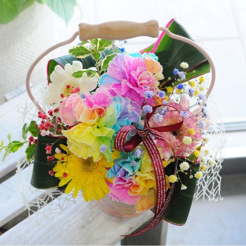 フラワーアレンジメント 虹色ラブレター | 花工房エーデルワイス